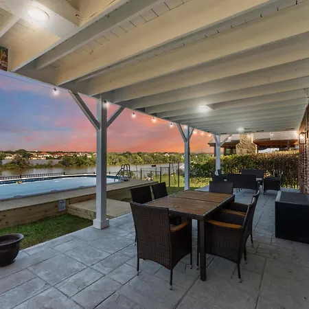 Lake House - Amazing Views & Pool Lake Arlington