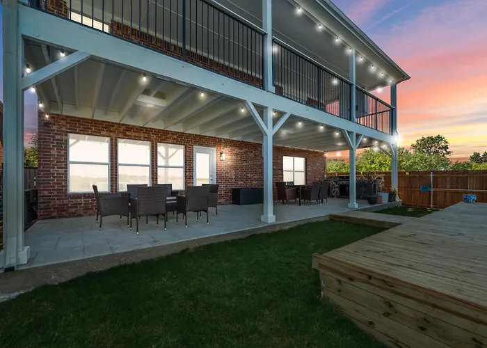 Сasa de vacaciones House - Amazing Views & Pool Arlington Fort Worth