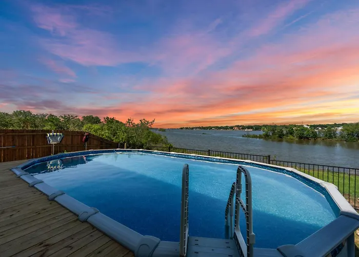 House - Amazing Views & Pool Arlington Fort Worth